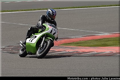 bikers_classics_parade_12_2010.JPG