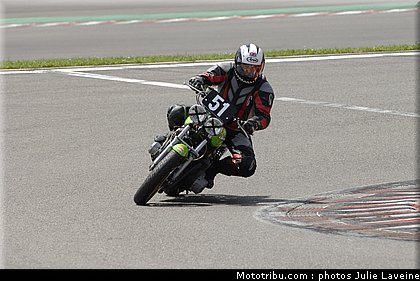 bikers_classics_parade_18_2010.JPG