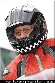 bikers_classics_parade_14_2010.jpg