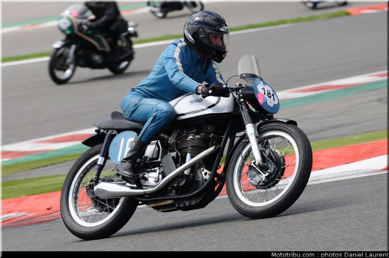 bikers_classics_moto_spa_francorchamps_2011_053