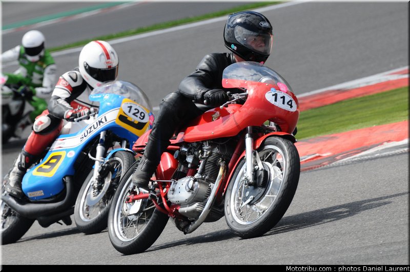 bikers_classics_moto_spa_francorchamps_2011_054