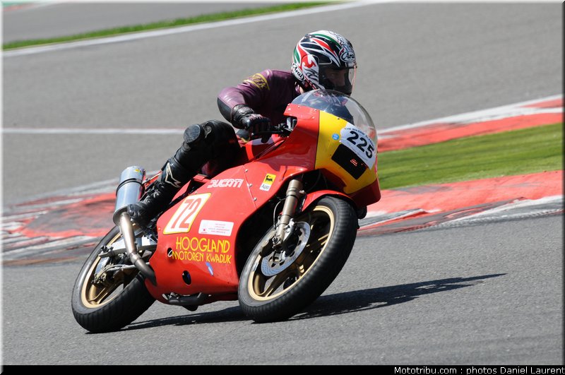 bikers_classics_moto_spa_francorchamps_2011_069
