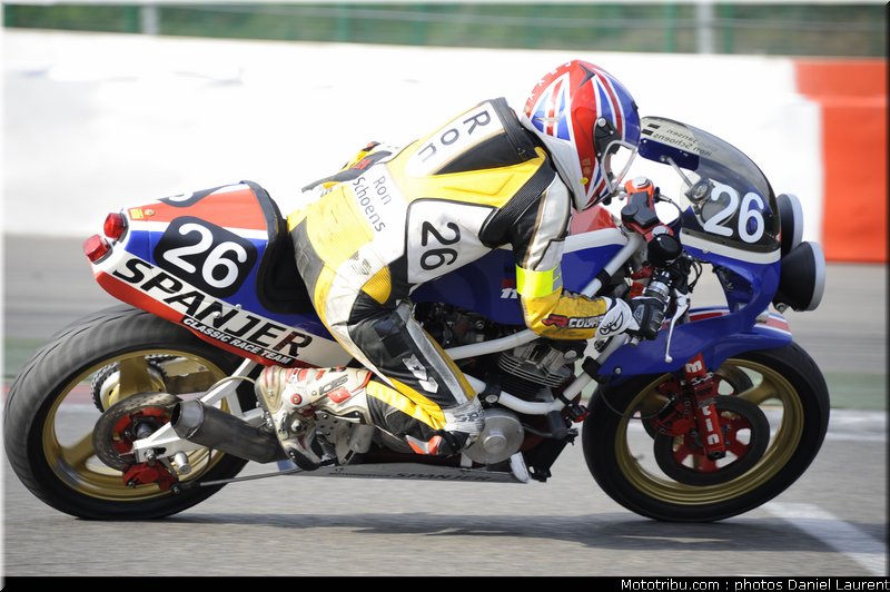 bikers_classics_moto_spa_francorchamps_2011_182