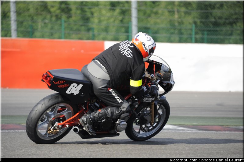 bikers_classics_moto_spa_francorchamps_2011_184