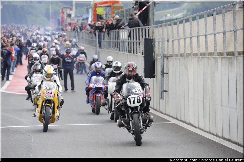 bikers_classics_paddock_spa_francorchamps_2011_007