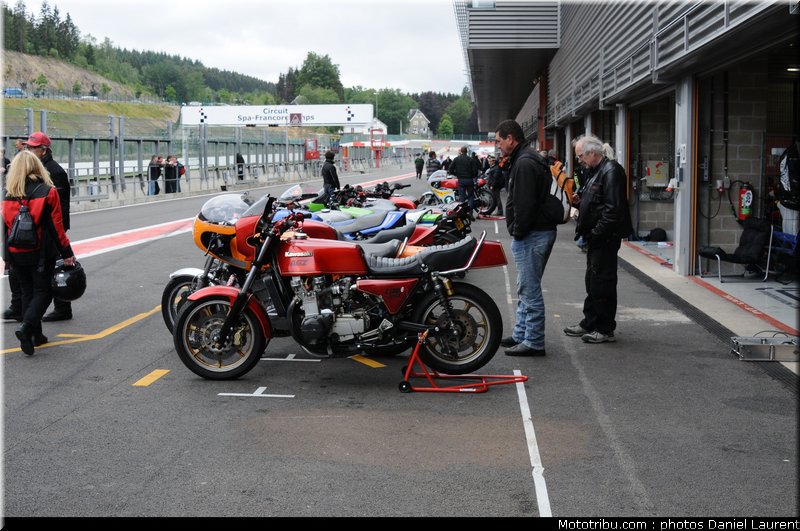 bikers_classics_paddock_spa_francorchamps_2011_022