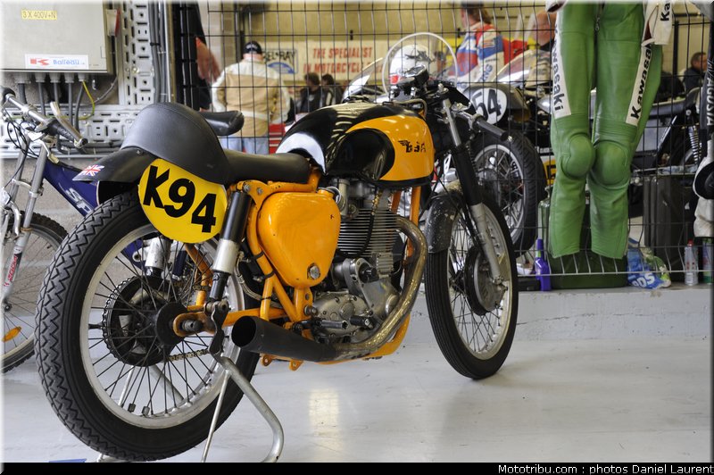 bikers_classics_paddock_spa_francorchamps_2011_027