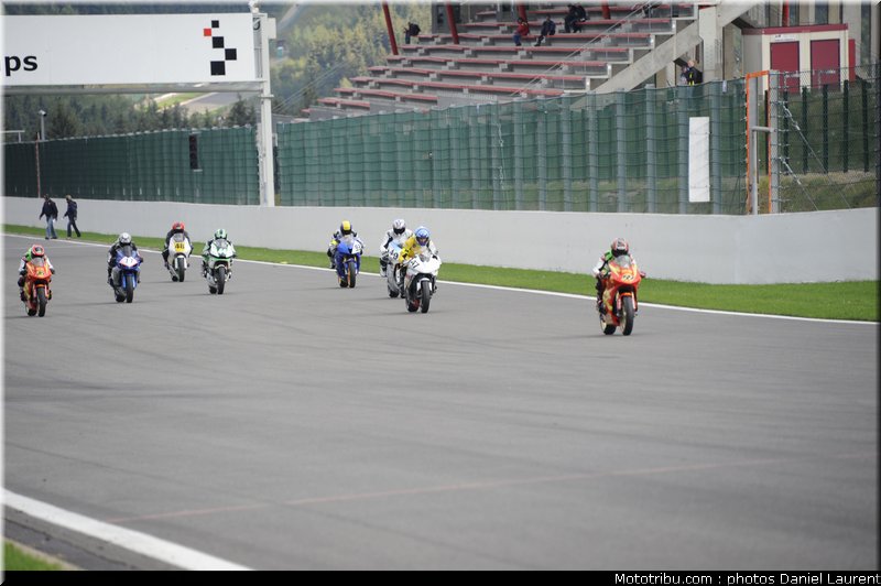 bikers_classics_paddock_spa_francorchamps_2011_033