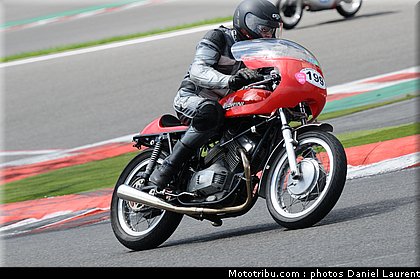bikers_classics_moto_spa_francorchamps_2011_052.JPG
