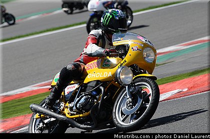 bikers_classics_moto_spa_francorchamps_2011_065.JPG