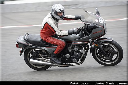 bikers_classics_moto_spa_francorchamps_2011_078.JPG
