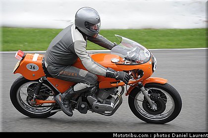 bikers_classics_moto_spa_francorchamps_2011_097.JPG