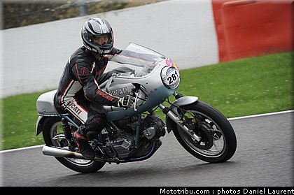 bikers_classics_moto_spa_francorchamps_2011_155.JPG