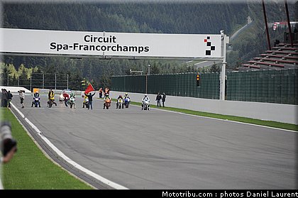 bikers_classics_paddock_spa_francorchamps_2011_032.JPG