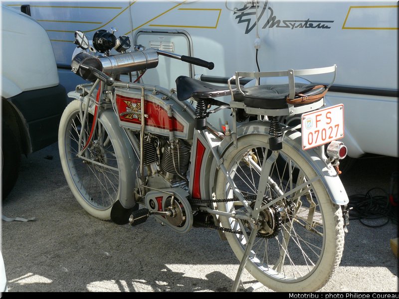 coupe_moto_legende2009_048