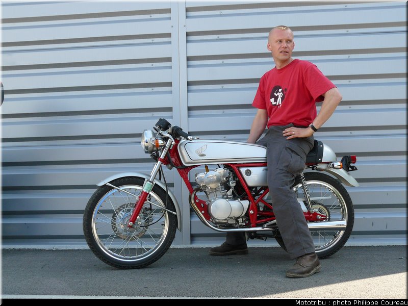 coupes_moto_legende_2010_0101