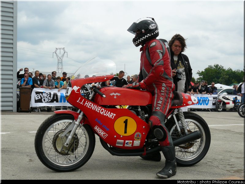 coupes_moto_legende_2010_0208
