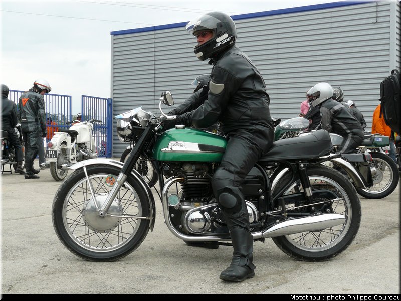 coupes_moto_legende_2010_0308