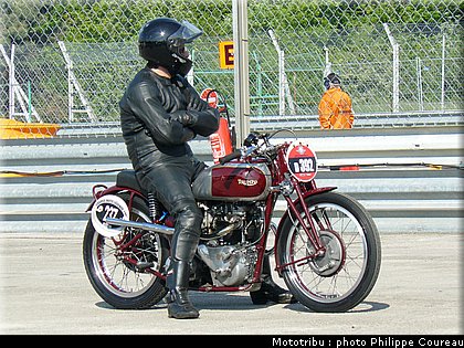 coupes_moto_legende_2010_0050.JPG