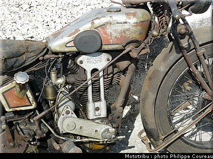 coupes_moto_legende_2010_0071.JPG