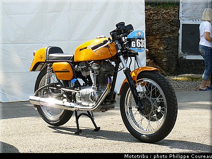 coupes_moto_legende_2010_0113.JPG