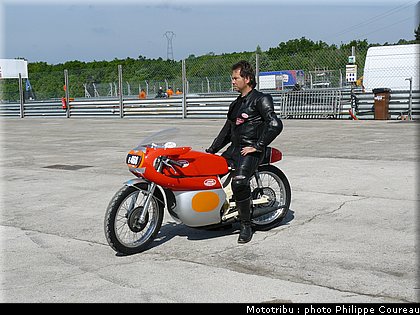 coupes_moto_legende_2010_0117.JPG