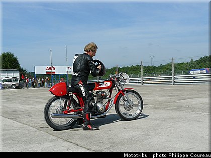 coupes_moto_legende_2010_0121.JPG