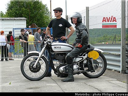 coupes_moto_legende_2010_0217.JPG