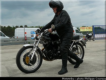 coupes_moto_legende_2010_0259.JPG