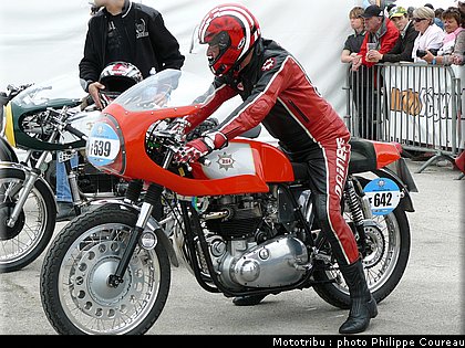 coupes_moto_legende_2010_0306.JPG