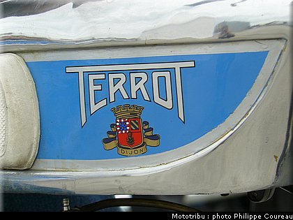 coupes_moto_legende_2010_0338.JPG
