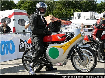 coupes_moto_legende_2011_0025.jpg