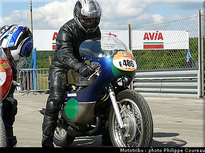 coupes_moto_legende_2011_0030.jpg