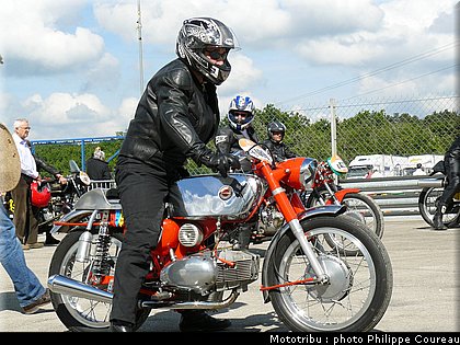 coupes_moto_legende_2011_0042.jpg