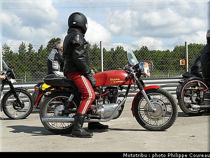 coupes_moto_legende_2011_0051.jpg