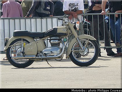 coupes_moto_legende_2011_0053.jpg