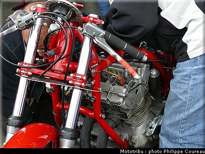 coupes_moto_legende_2011_0110.jpg