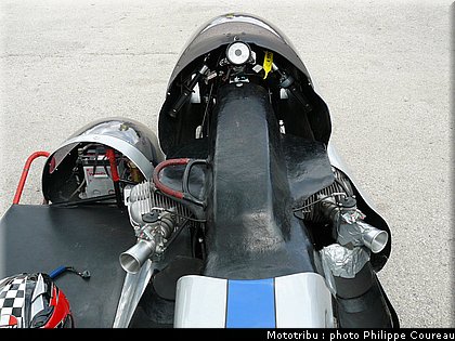coupes_moto_legende_2011_0118.jpg