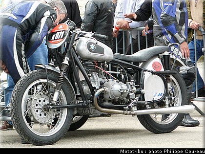 coupes_moto_legende_2011_0126.jpg