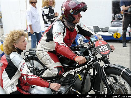 coupes_moto_legende_2011_0128.jpg
