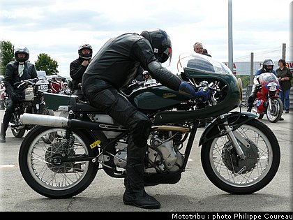 coupes_moto_legende_2011_0278.jpg