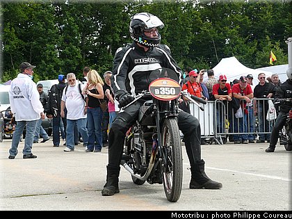 coupes_moto_legende_2011_0302.jpg