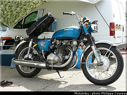 coupes_moto_legende_2011_0305.jpg