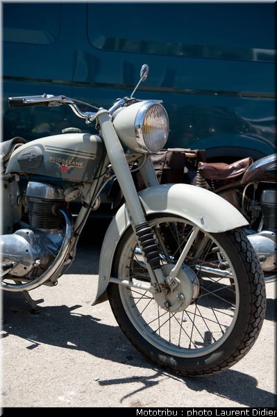 coupes_moto_legende_2011_paddock_0076