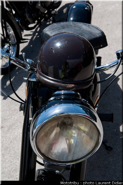 coupes_moto_legende_2011_paddock_0122
