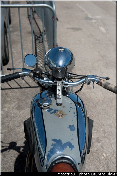 coupes_moto_legende_2011_paddock_0157