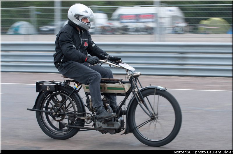 coupes_moto_legende_2011_piste_0007