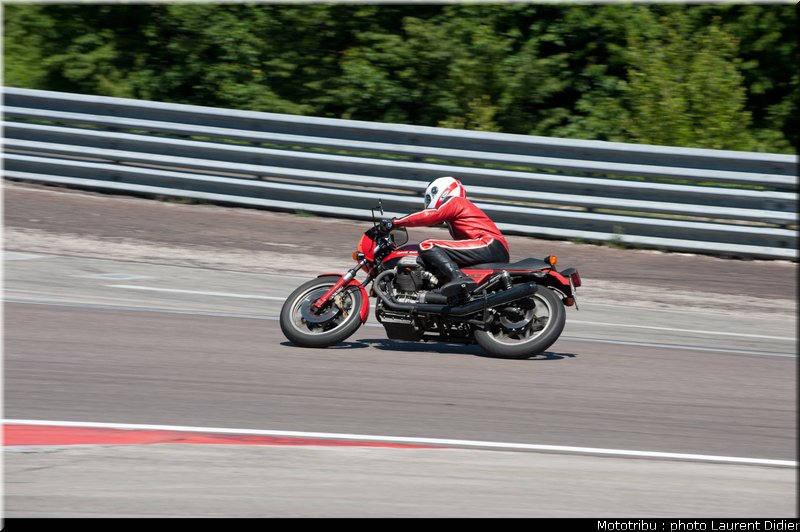 coupes_moto_legende_2011_piste_0108