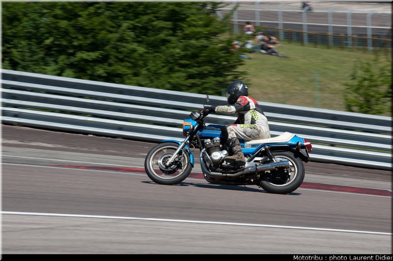 coupes_moto_legende_2011_piste_0122