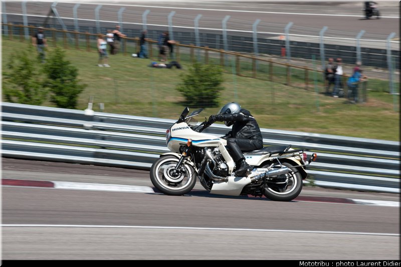 coupes_moto_legende_2011_piste_0129